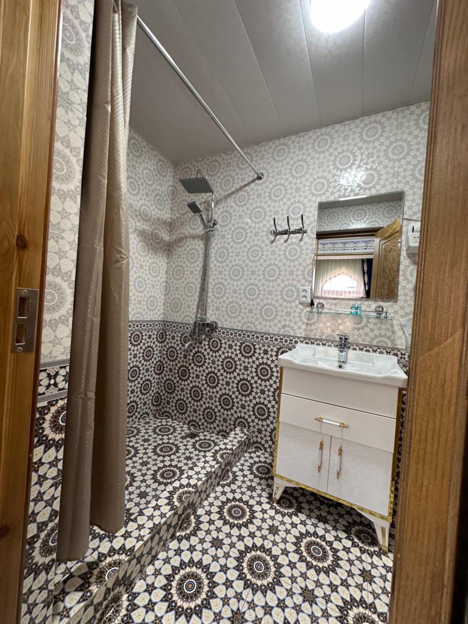 Hotel Zarhal Μπουχάρα Εξωτερικό φωτογραφία